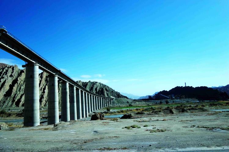 澳门一肖一码一待一中和独库公路恢复通车与独库公路恢复通车首日自驾体验